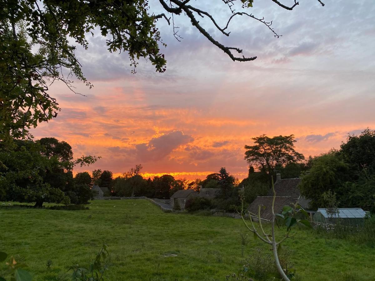 ווינצ'קומב Zen Cottage, Cheltenham מראה חיצוני תמונה